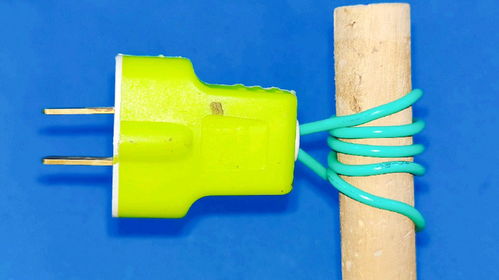 原来把电线缠在木头上，接入插座里作用这么大，关键时刻能救命！轨道插座+线缆接线盒详解